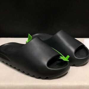 Yeezy Slides